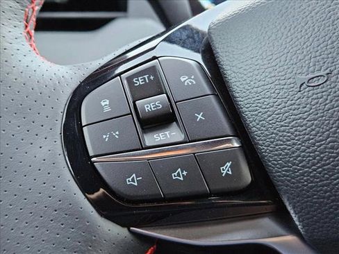 New 2026 Ford Explorer ST-Line w/ ST-Line Street Pack image 17