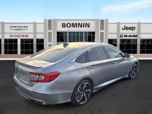 Used 2021 Honda Accord Sport image 4