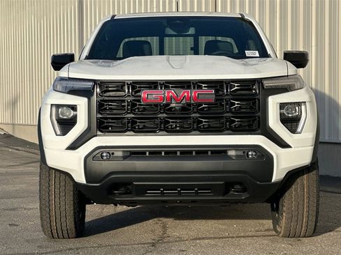 New 2026 GMC Canyon Elevation w/ Convenience Package image 3