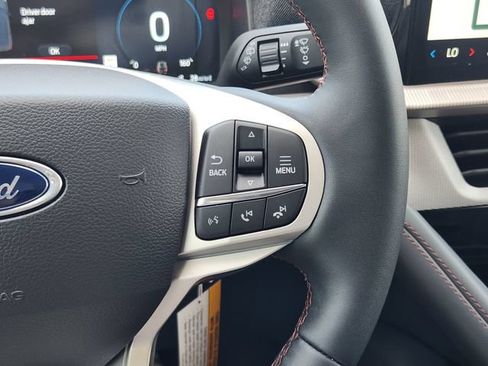 New 2026 Ford Explorer Active RWD image 30