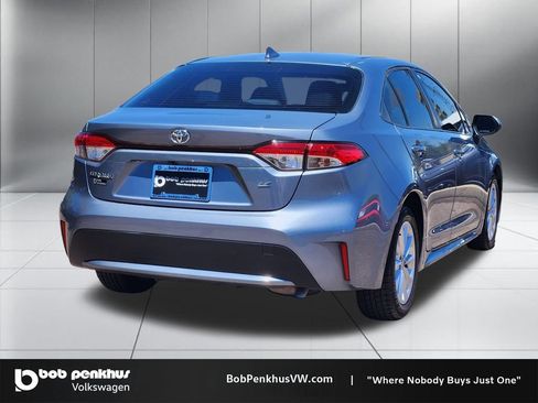 Used 2020 Toyota Corolla LE w/ LE Premium Package FWD image 25