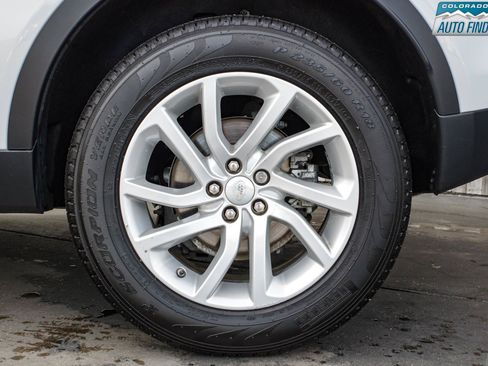 Used 2019 Land Rover Discovery Sport HSE AWD/4WD image 26