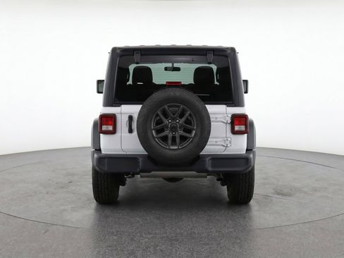 Used 2025 Jeep Wrangler Unlimited Sport AWD/4WD image 7