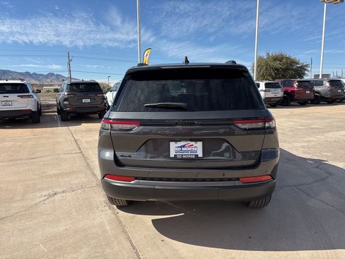 New 2026 Jeep Grand Cherokee Altitude AWD/4WD image 6