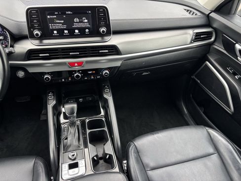 Used 2020 Kia Telluride S w/ S 8 Passenger Seating Package FWD image 39