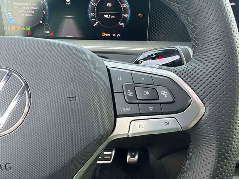 New 2025 Volkswagen Tiguan SE R-Line image 29