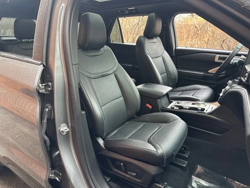 Used 2023 Ford Explorer ST w/ Equipment Group 401A image 34
