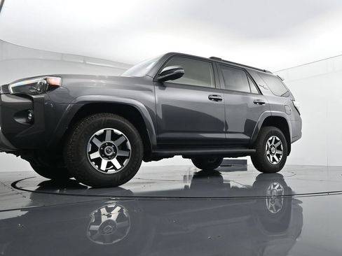 Used 2023 Toyota 4Runner TRD Off-Road Premium w/ Moonroof Package AWD/4WD image 34