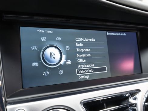 Used 2011 Rolls-Royce Ghost image 48