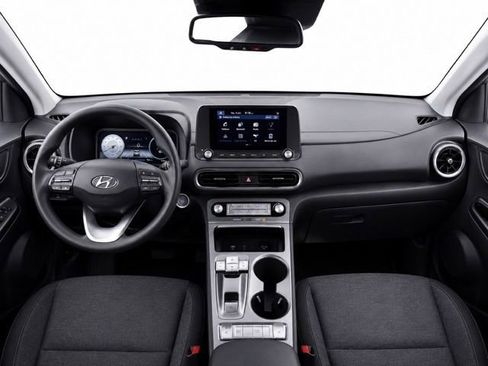 Used 2023 Hyundai Kona SE w/ Cargo Package FWD image 22