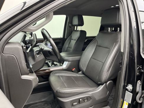 Certified 2024 GMC Sierra 2500 SLT w/ SLT Premium Package AWD/4WD image 9