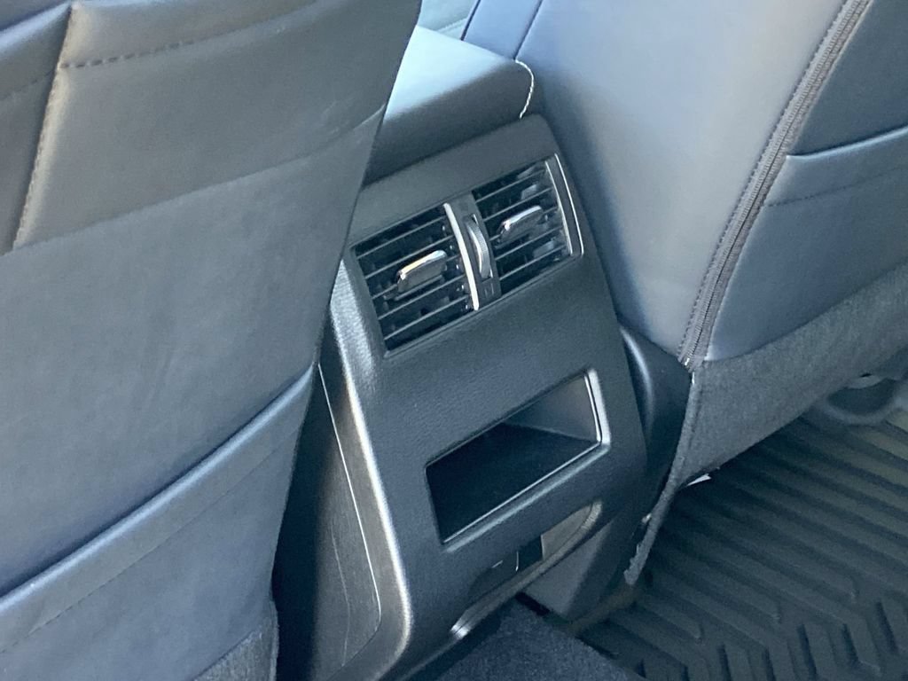 New 2026 Mitsubishi Outlander SE FWD image 17