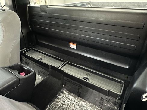 Used 2021 Toyota Tacoma SR RWD image 17