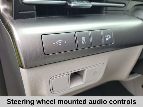 Used 2025 Hyundai Kona SEL AWD/4WD image 6