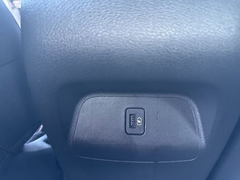 Certified 2025 Nissan Sentra SR w/ SR Premium Package image 17