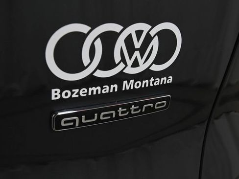 Used 2025 Audi Q5 Premium Plus w/ Premium Plus AWD/4WD image 19