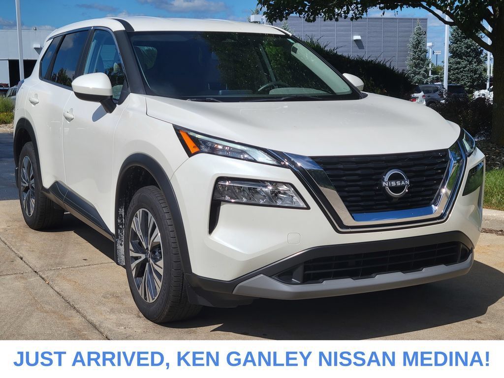 Certified 2023 Nissan Rogue SV AWD/4WD image 1