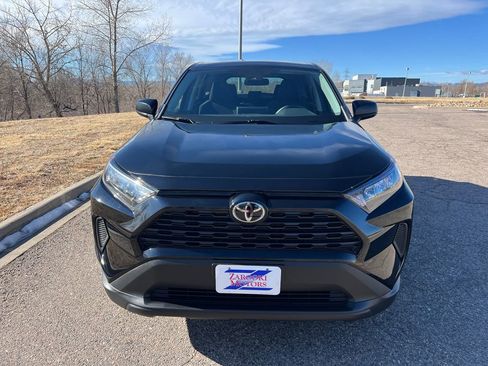 Used 2022 Toyota RAV4 LE image 7