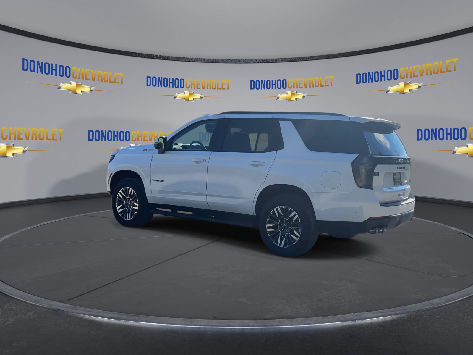 New 2027 Chevrolet Tahoe Z71 w/ Comfort Package AWD/4WD image 9
