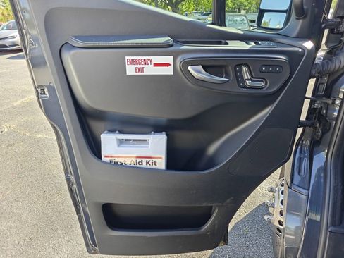 Used 2022 Mercedes-Benz Sprinter 3500 image 21