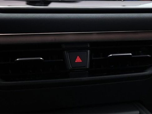 New 2026 Volkswagen Tiguan SE R-Line image 16