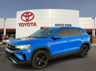 Used 2024 Volkswagen Taos SE video 1