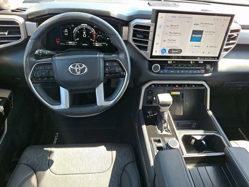 Used 2022 Toyota Tundra Limited image 12