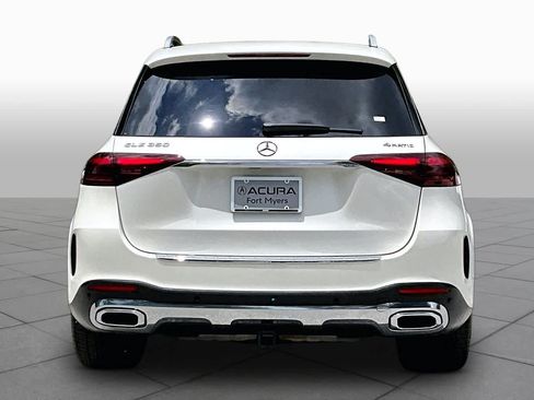 Used 2024 Mercedes-Benz GLE 350 4MATIC image 5