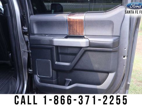 Used 2017 Ford F150 Platinum w/ Equipment Group 701A Luxury AWD/4WD image 25