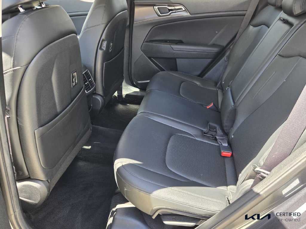 Certified 2024 Kia Sportage EX FWD image 11