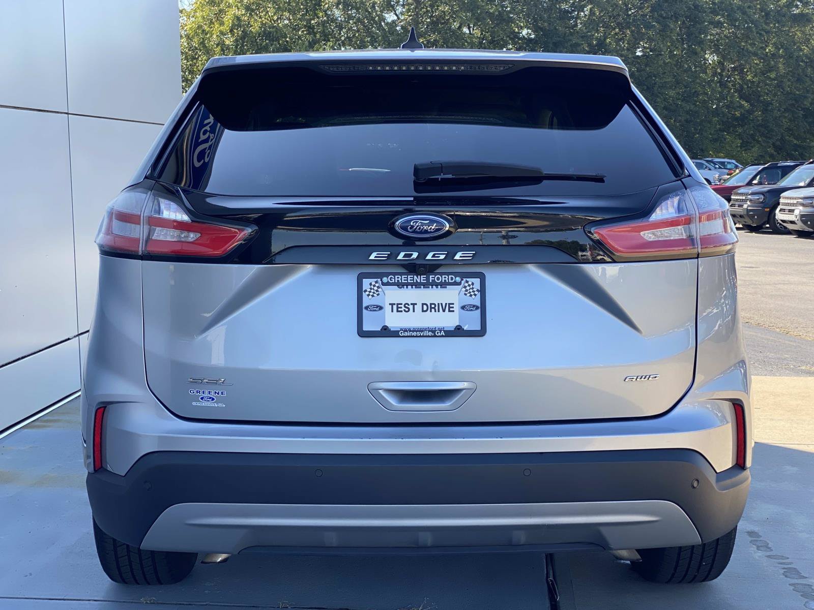Used 2024 Ford Edge SEL AWD/4WD image 5