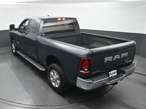 Used 2025 RAM 2500 Big Horn AWD/4WD image 42