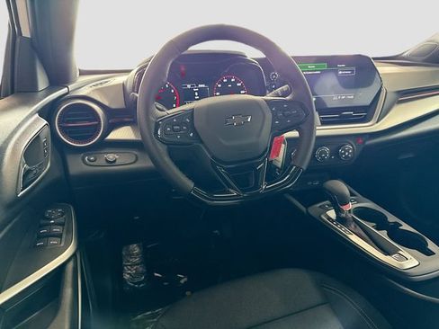 New 2026 Chevrolet Trax RS w/ Sunroof Package FWD image 23