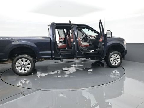 Used 2021 Ford F350 Platinum image 31