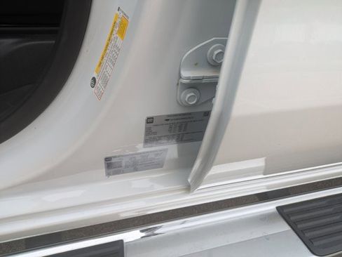 Used 2021 GMC Sierra 1500 Denali w/ Driver Alert Package II image 9