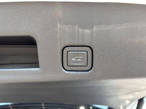 New 2026 GMC Acadia Elevation w/ Elevation Premium Package FWD image 29