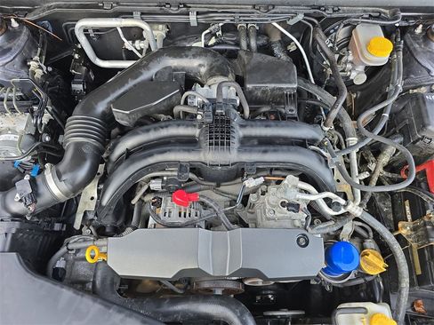 Used 2017 Subaru Legacy 2.5i Limited image 31