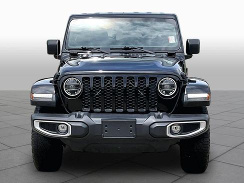 Used 2022 Jeep Gladiator Sport AWD/4WD image 4