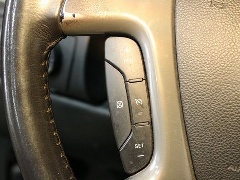 Used 2010 GMC Yukon SLT w/ Suspension Package, Autoride image 21