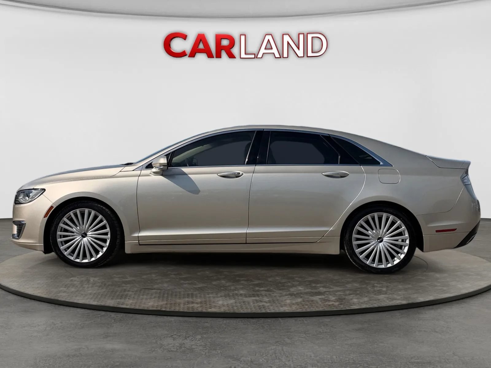 Used 2017 Lincoln MKZ Reserve FWD image 2