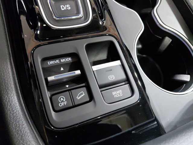 Used 2025 Honda Pilot Elite image 32