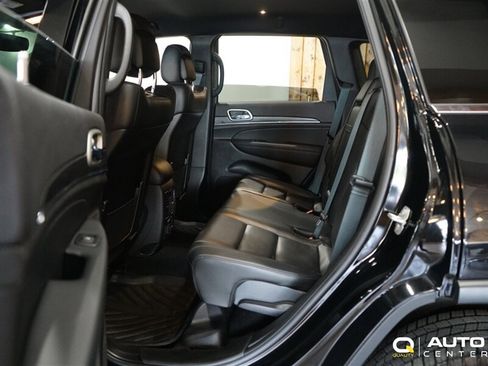 Used 2021 Jeep Grand Cherokee Limited AWD/4WD image 25