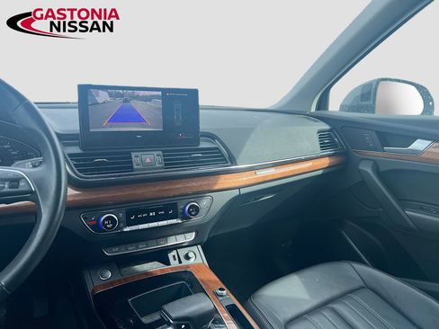 Used 2023 Audi Q5 2.0T Premium w/ Convenience Package image 32