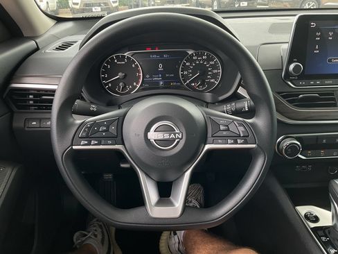 New 2026 Nissan Altima 2.5 SV FWD image 26