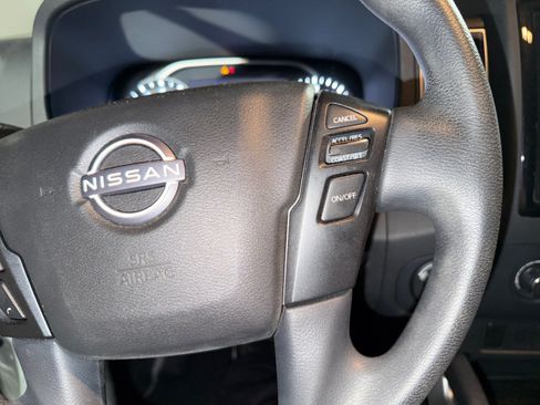 Used 2022 Nissan Frontier SV AWD/4WD image 20