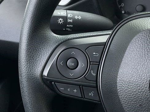 Certified 2025 Toyota Corolla LE FWD image 18