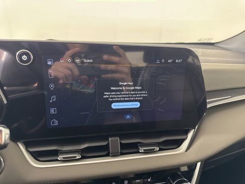 New 2026 Chevrolet Equinox LT w/ Convenience Package II FWD image 41