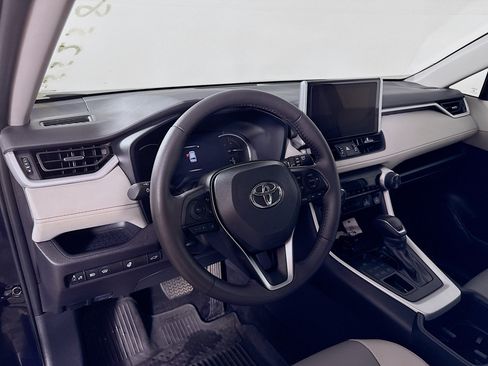 Used 2025 Toyota RAV4 XLE Premium w/ Weather Package AWD/4WD image 9