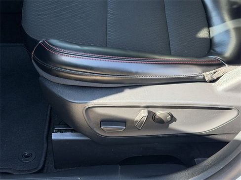 Used 2025 Ford Escape ST-Line image 20