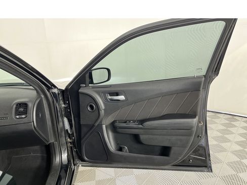 Used 2023 Dodge Charger R/T w/ Blacktop Package image 30